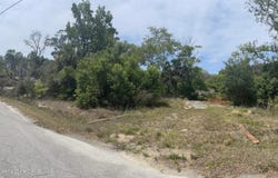 5180 PACIFIC AVENUE, WEEKI WACHEE, FL 34607