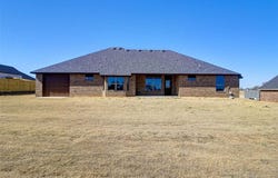 15957 Pecan Road, McLoud, OK 74851