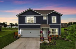 393 Saint James Gate, Newark, OH 43055