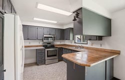 556 Scenic Heights Dr, Cheney, WA 99004