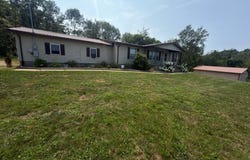 1105 Pacific Road NE, Carrollton, OH 44615