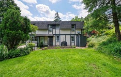 2807 Middle Rd, Hampton, PA 15116