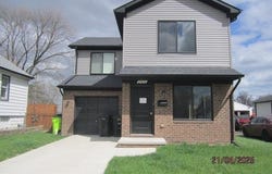 27832 Lasslett, Roseville, MI 48066