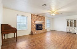 415 CR 152, Riesel, TX 76664