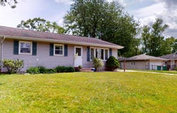 2963 W 74th Avenue, Merrillville, IN 46410