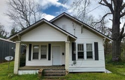 317 E Elm Street, Prescott, AR 71857
