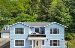 17245 N Highway 101, Smith River, CA 95567