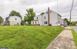 624 E HOWARD STREET, POTTSTOWN, PA 19464