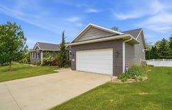 2726 Northview Lane, Cedar Falls, IA 50613