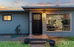205 Baker Dr, Mountain Home, ID 83647