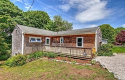 33 W Main Road, Little Compton, RI 02837