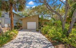 407 INDIANA AVENUE, CRYSTAL BEACH, FL 34681