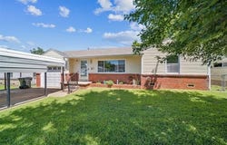 203 W Gordon Avenue, Sapulpa, OK 74066