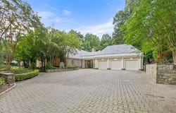 9324 Georgetown Pike, Great Falls, VA 22066