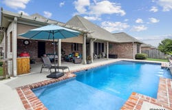 13182 Brookcrest Dr, Walker, LA 70785