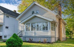 3394 Altamont Avenue, Cleveland Heights, OH 44118