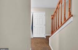 73 EDGEMONT Lane, NEWMANSTOWN, PA 17073