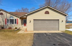 28 Carriage Lane, Owatonna, MN 55060