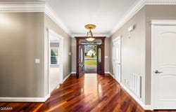 1811 Jordans Creek Way, Sevierville, TN 37876