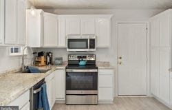 100 WOODLANDS LANE, CROSS JUNCTION, VA 22625