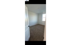 1509 Adelsheim Ave, Manteca, CA 95337