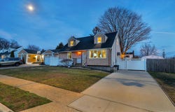 3768 Mansfield Drive, Seaford, NY 11783