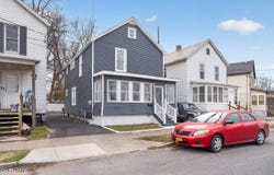 1684 Lake Boulevard, Schenectady, NY 12304