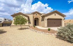2136 whitstone Drive, Las Cruces, NM 88012