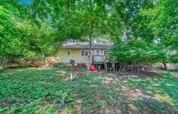 65 Knickerbocker Rd, Closter Boro, NJ 07624-1111