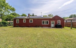 82 Redfern Drive, Springfield, MA 01109