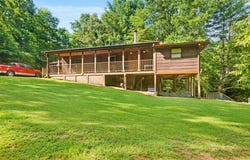 711 Arp Road, Mineral Bluff, GA 30559