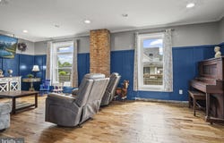 119 S CARLISLE STREET, NEW BLOOMFIELD, PA 17068