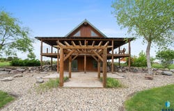 45773 252nd St, Humboldt, SD 57035