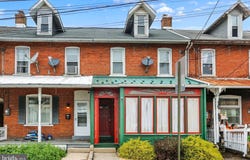 49 E WASHINGTON Street, TOPTON, PA 19562