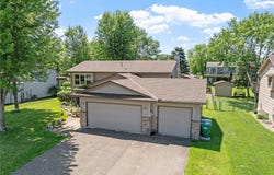 3441 E Mineral Pond Boulevard, Anoka, MN 55303