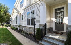 23698 CYPRESS GLEN Square, ASHBURN, VA 20148