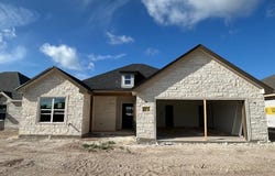 3119 Cedarhill Dr, San Angelo, TX 76904