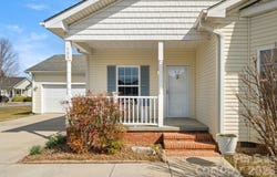 403 Sassafras Drive, Hendersonville, NC 28739