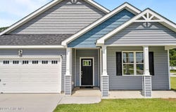200 Cotton Court, Richlands, NC 28574