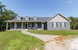 25243 Highway 32, Lebanon, MO 65536