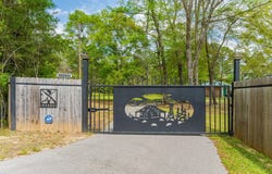 8109 Hwy 189, Baker, FL 32531