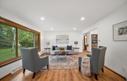 N54w14337 Vera Ln, Menomonee Falls, WI 53051