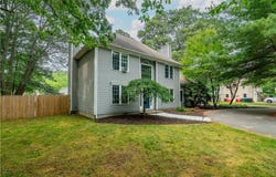 195 Oakland Beach Avenue, Warwick, RI 02889