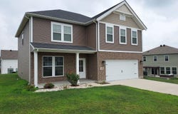 1406 N Hunters Crossing Pass, Huntingburg, IN 47542