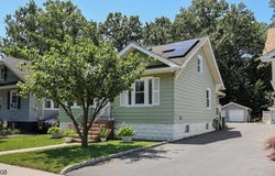 114 Oakley St, Roselle Boro, NJ 07203-1130