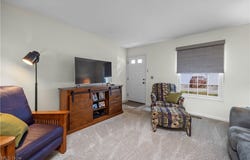 14531 Cross Creek Lane unit: 7, North Royalton, OH 44133