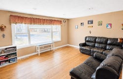 48 Sullivan Dr, Northbridge, MA 01588