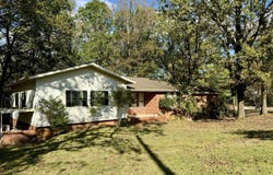 289 Dumas Rd, Ripley, MS 38663