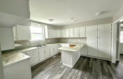 2015 N 19TH Street, Springfield, IL 62702