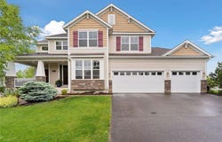 11200 Walnut Lane, Woodbury, MN 55129